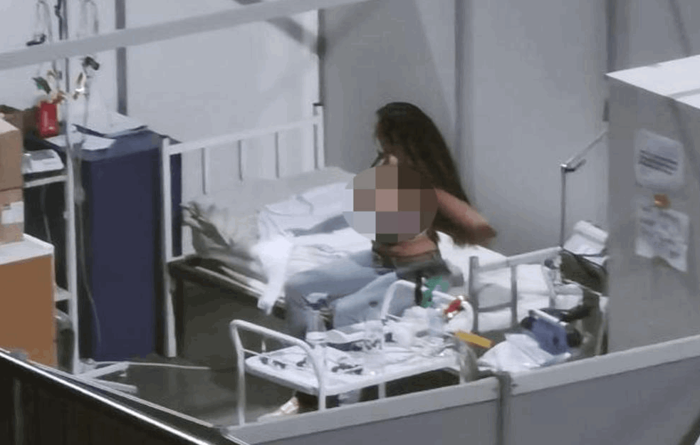 ANASTASIJA JE OGORČENA: Oglasila se devojka čije su <span style='color:red;'><b>NAGE FOTOGRAFIJE</b></span> IZ ARENE preplavile internet…